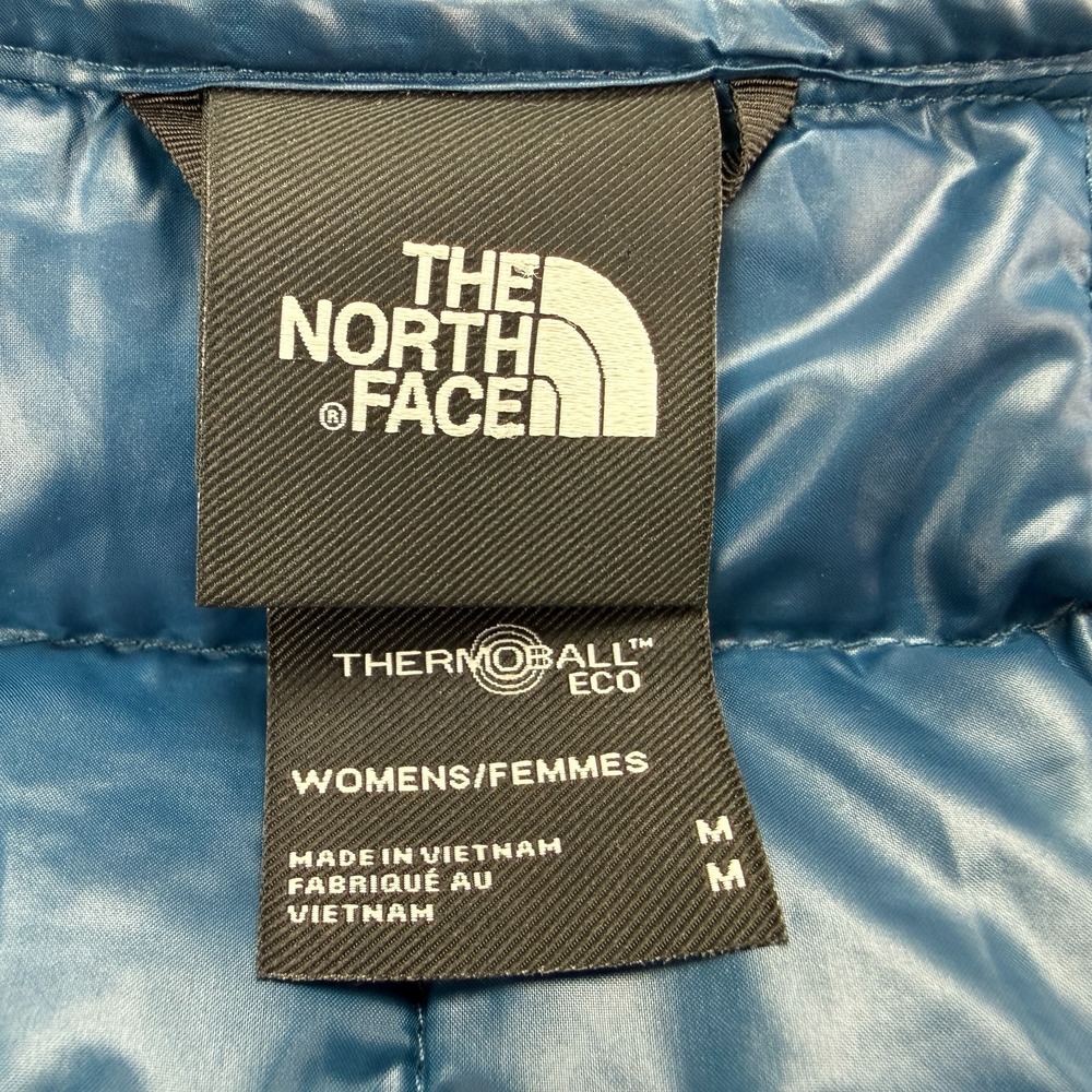The North Face Womens Printed Themoball Eco Hooded Jacket Sz M Blue Camo Quilted - Picture 6 of 16